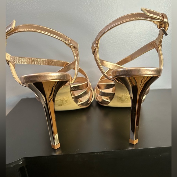 Nine West Rose Gold Heels Size 9-1/2 - Picture 5 of 11